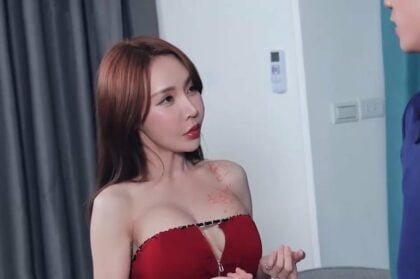 Chịch tung lồn em dẹpết vếu khủng dễ thương khi gặp mặt lần đầu